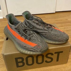 Gently used Yeezy Boost 350 Made By Adidas Men’s Size 11